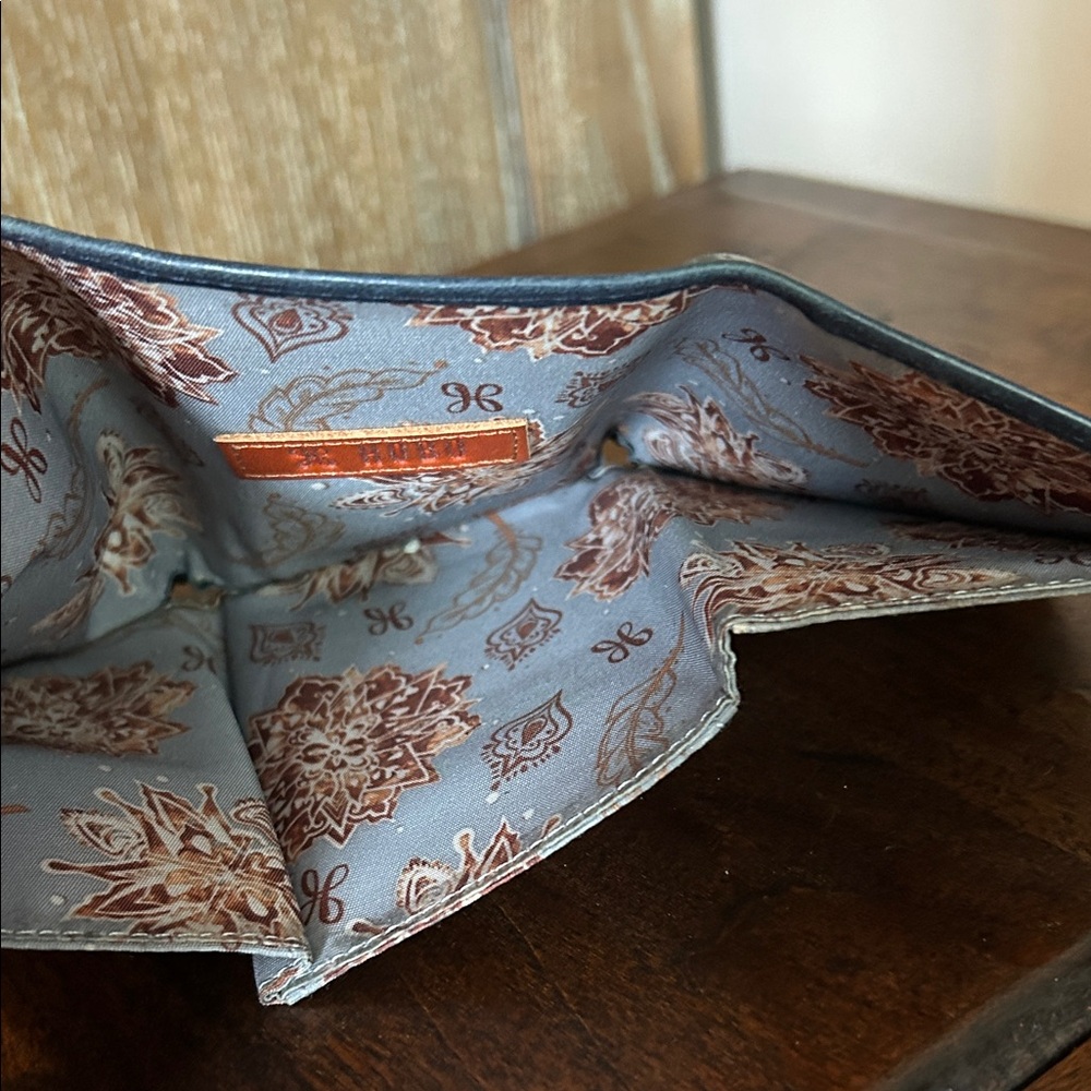 Hobo Navy Leather Trifold Wallet - Picture 4 of 5